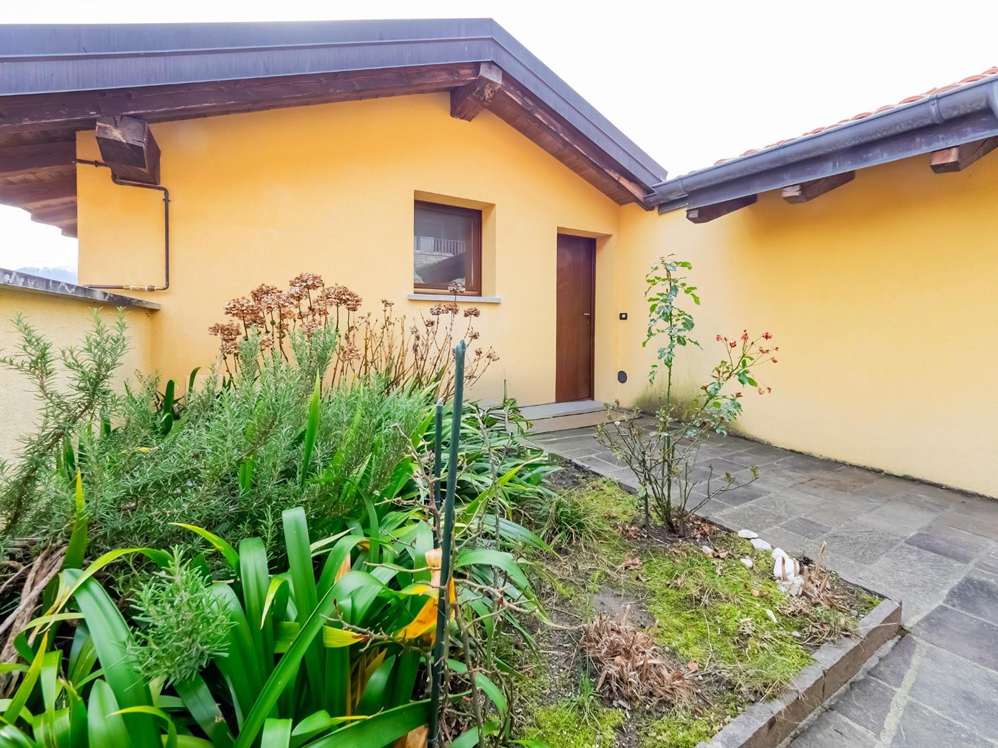 Rododendro House Relax Morbio Exterior foto